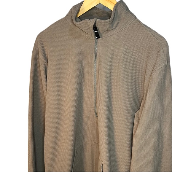 Bonfire Snowboarding Company Short LG - Picture 2 of 13